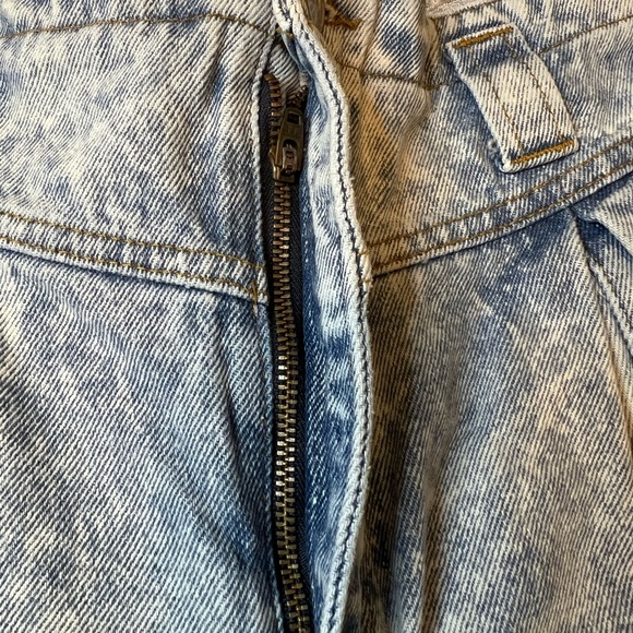 Urban Outfitters BDG Vintage Acid Wash Pleated Jeans - Picture 8 of 11